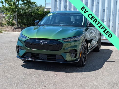 Certified 2025 Ford Mustang Mach-E Premium w/ Sport Appearance Package RWD image 7
