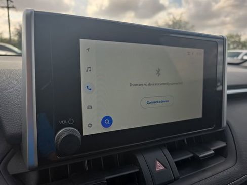 Certified 2024 Toyota RAV4 XLE image 20