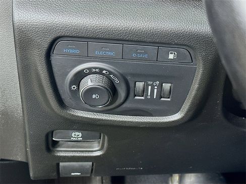 Used 2023 Jeep Grand Cherokee 30th Anniversary image 22