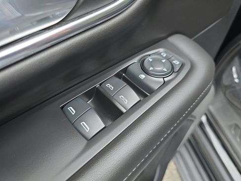 Certified 2024 GMC Yukon XL SLE AWD/4WD image 26