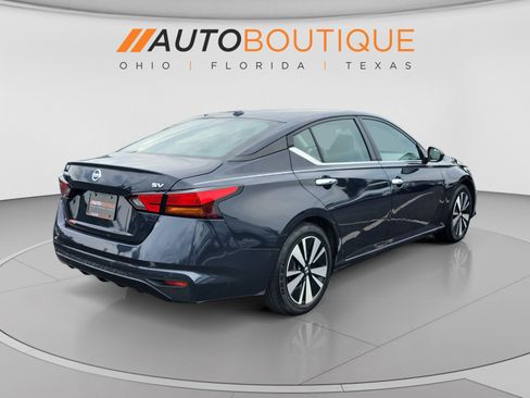 Used 2022 Nissan Altima 2.5 SV FWD image 5