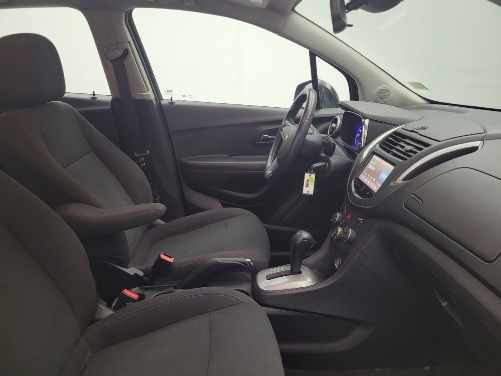 Used 2016 Chevrolet Trax LS AWD/4WD image 21