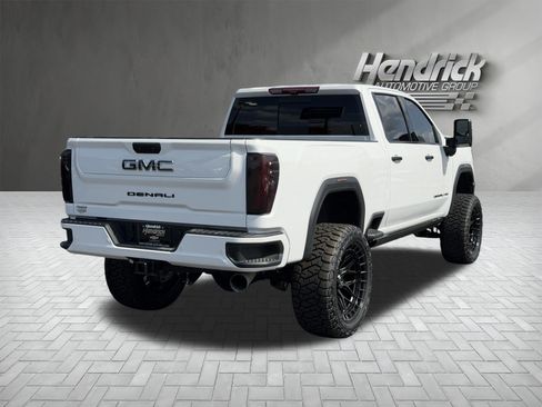 Used 2025 GMC Sierra 2500 Denali Ultimate AWD/4WD image 10