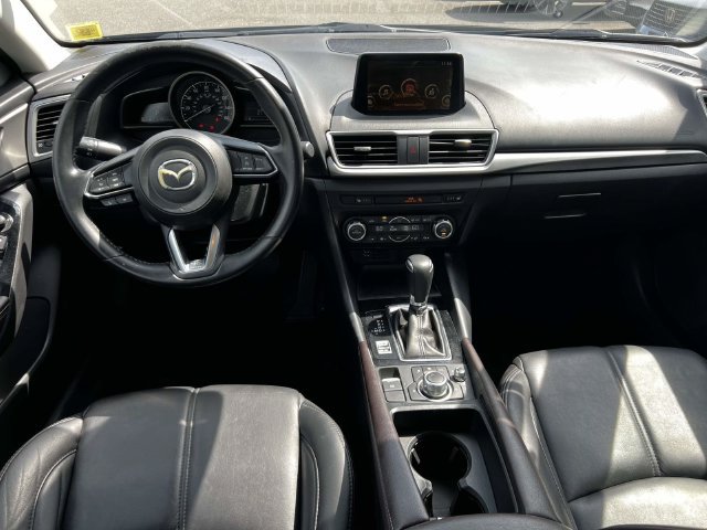 Used 2017 MAZDA MAZDA3 Touring FWD image 26