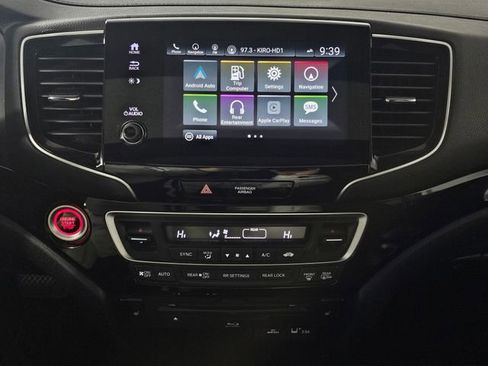 Used 2021 Honda Pilot Touring image 32