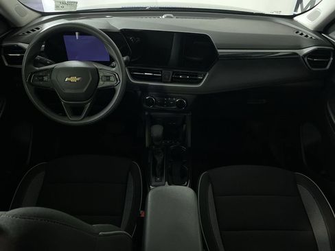 Used 2024 Chevrolet TrailBlazer LS w/ LS Convenience Package AWD/4WD image 24