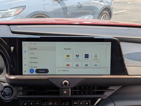 Certified 2025 Toyota Crown Signia AWD/4WD image 30
