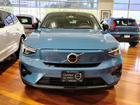 Used 2023 Volvo C40 P8 Recharge Plus w/ Climate Package AWD/4WD image 5