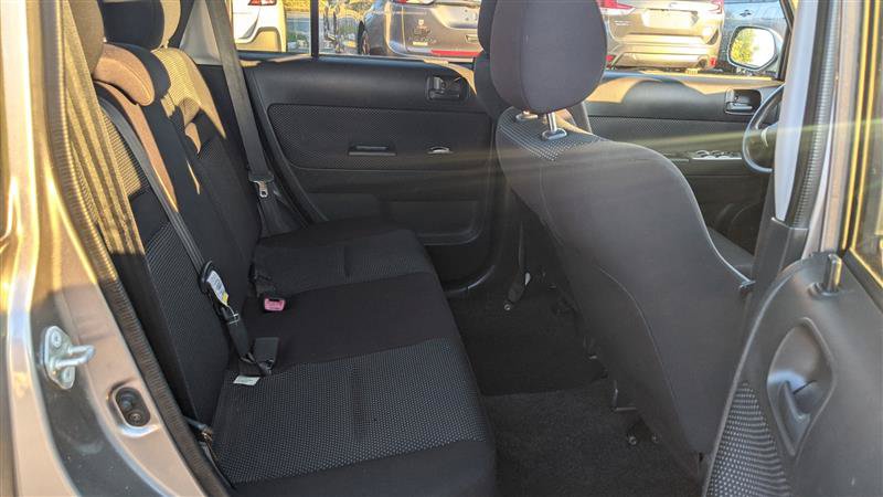 Used 2004 Scion xB FWD image 23
