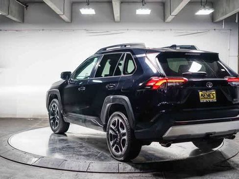 Used 2020 Toyota RAV4 Adventure image 2