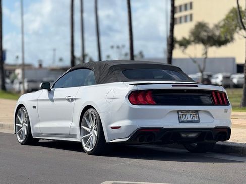 Used 2018 Ford Mustang GT Premium image 3