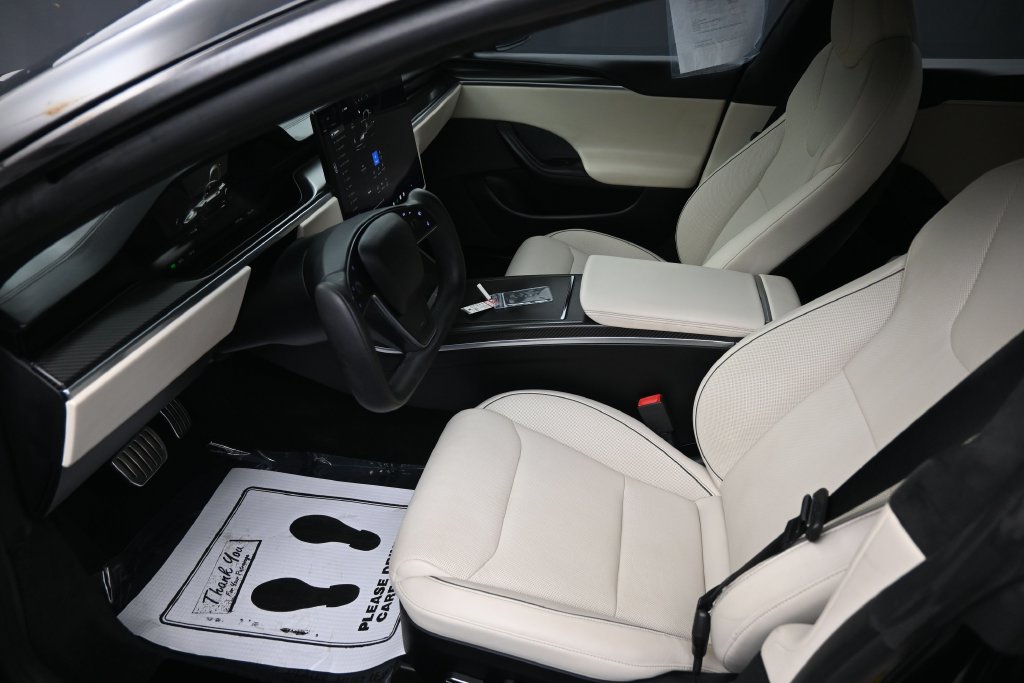 Used 2021 Tesla Model S Plaid AWD/4WD image 19