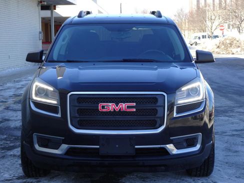 Used 2015 GMC Acadia SLE image 2