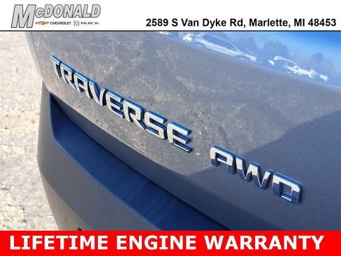 Used 2021 Chevrolet Traverse LS image 27