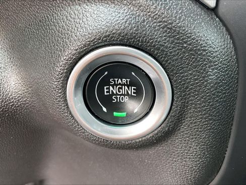 Used 2020 Chevrolet Silverado 1500 LT w/ Texas Edition AWD/4WD image 31