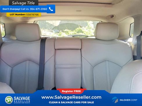 Used 2014 Cadillac SRX Luxury w/ Driver Awareness Package FWD image 13