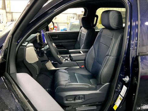 New 2026 Toyota Tundra Limited image 9