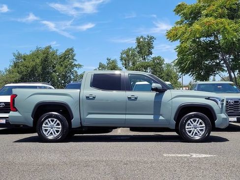 Used 2024 Toyota Tundra SR5 w/ Advanced Technology Package AWD/4WD image 5