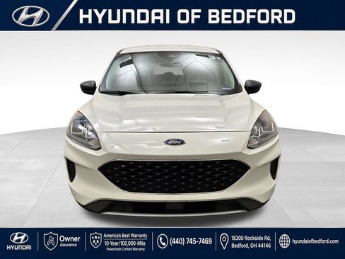 Used 2021 Ford Escape SE AWD/4WD image 2