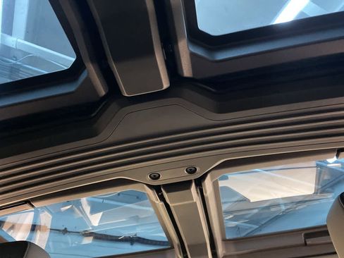 Used 2024 GMC Hummer EV 3X w/ Extreme Off-Road Package image 18