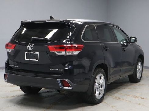 Used 2019 Toyota Highlander Limited AWD/4WD image 12