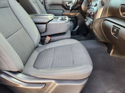 Used 2023 Chevrolet Silverado 2500 LT w/ Convenience Package image 16