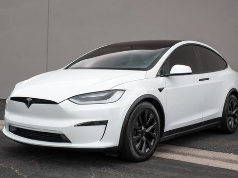 Used 2022 Tesla Model X AWD/4WD image 37