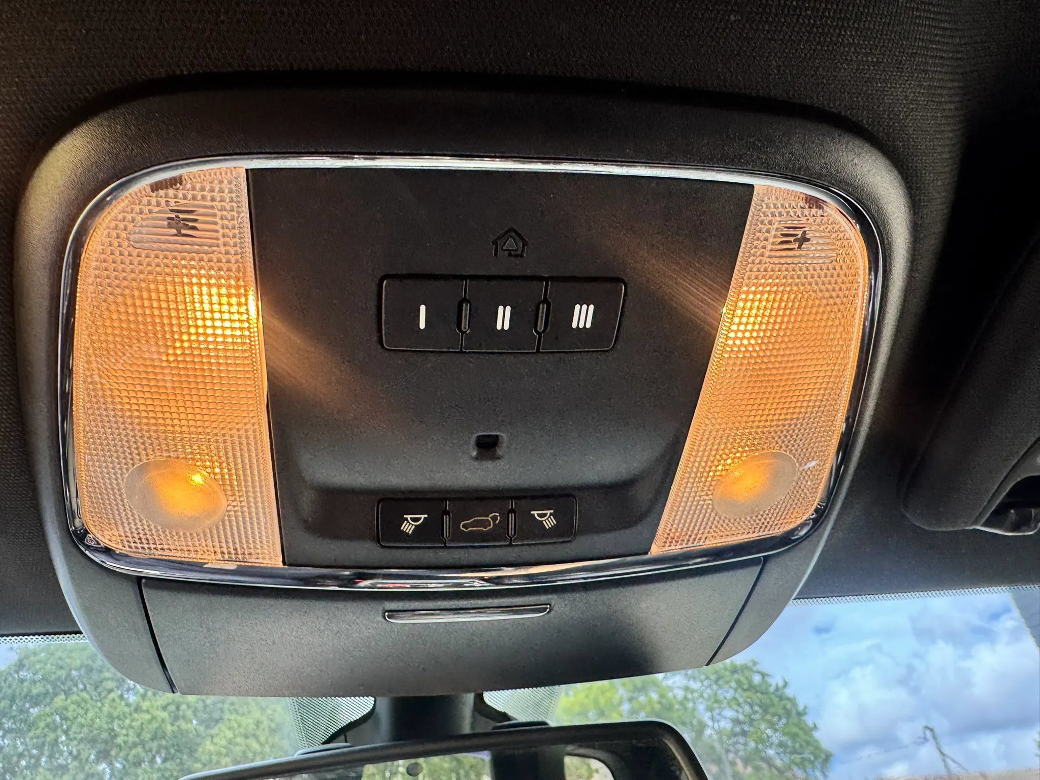 Used 2014 Dodge Durango R/T RWD image 45
