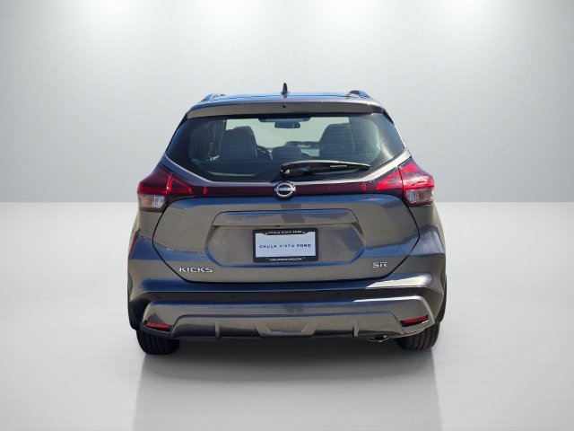 Used 2023 Nissan Kicks SR w/ SR Premium Package FWD image 5