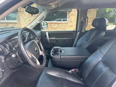 Used 2011 Chevrolet Silverado 1500 LT w/ All-Star Edition AWD/4WD image 17