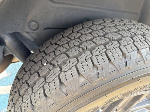 Used 2025 Jeep Wrangler Unlimited Sport AWD/4WD image 46