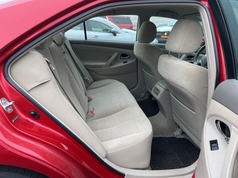 Used 2009 Toyota Camry LE image 3
