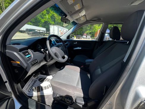 Used 2010 Kia Sportage LX AWD/4WD image 9