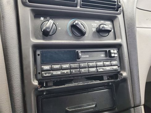 Used 2000 Ford Mustang V6 image 15