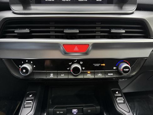 Used 2021 Kia Telluride S AWD/4WD image 31
