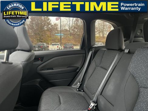 Used 2025 Subaru Forester Premium image 23