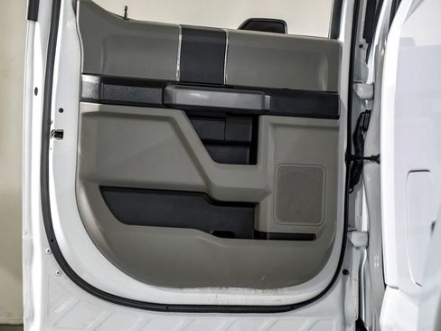 Used 2022 Ford F250 XLT w/ XLT Value Package image 36