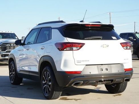 Used 2022 Chevrolet TrailBlazer ACTIV w/ Technology Package image 7