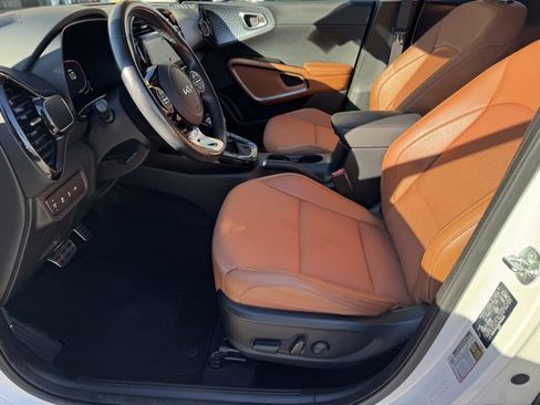 Certified 2024 Kia Soul EX w/ Option Group 015 image 17