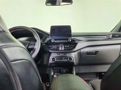 Used 2024 Ford Escape ST-Line image 30