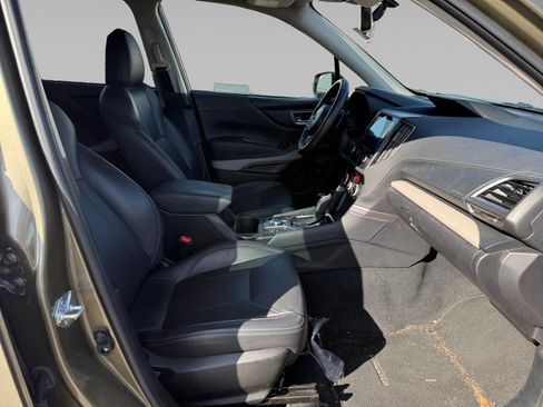 Used 2023 Subaru Forester Limited image 15