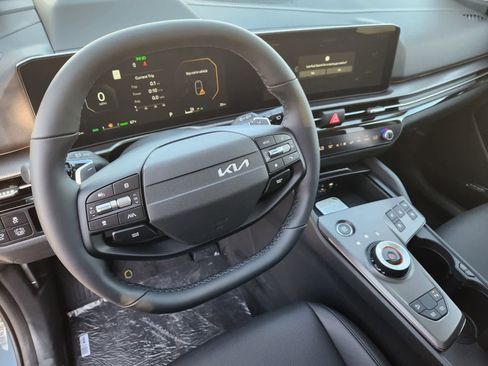 New 2026 Kia Sportage SX Prestige AWD/4WD image 2