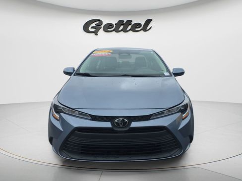 Used 2024 Toyota Corolla LE FWD image 2