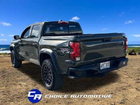 Used 2023 Chevrolet Colorado Trail Boss w/ Technology Package AWD/4WD image 5
