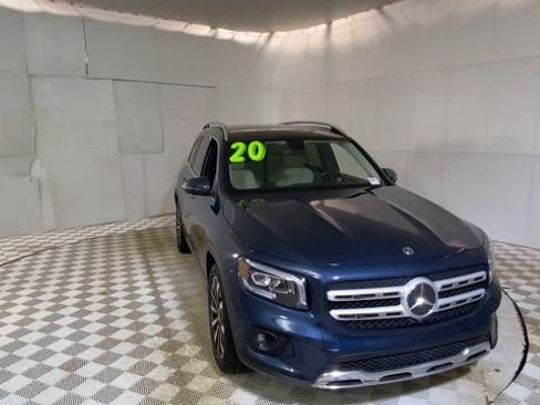 Used 2020 Mercedes-Benz GLB 250 4MATIC image 5