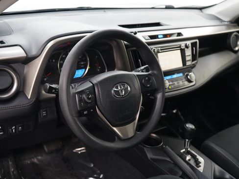 Used 2015 Toyota RAV4 XLE AWD/4WD image 20