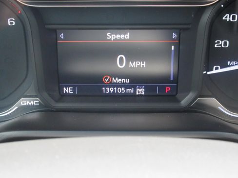 Used 2021 GMC Sierra 1500 AT4 w/ AT4 Preferred Package AWD/4WD image 31