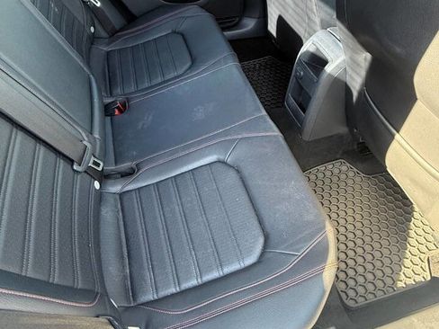 Used 2016 Volkswagen Jetta GLI SE image 12