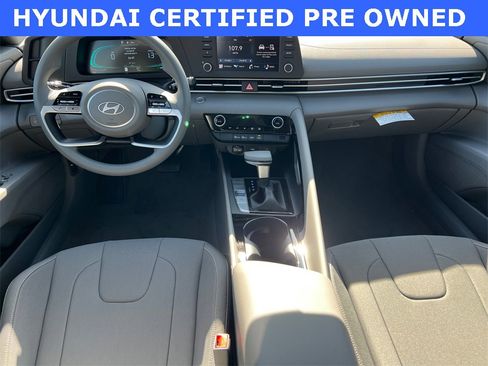 Certified 2025 Hyundai Elantra Blue image 22
