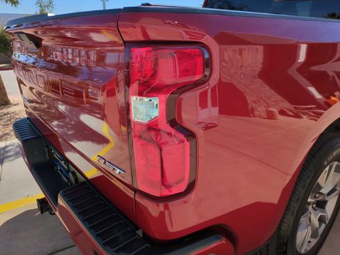 Used 2021 Chevrolet Silverado 1500 RST image 11